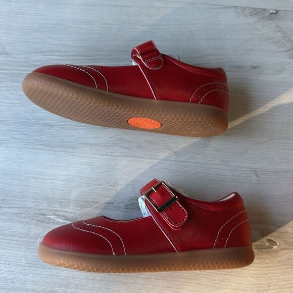 LIVIE & LUCA LIBRA Mary Jane SHOES
Red Kids size 11 NWT in box - Picture 10 of 12